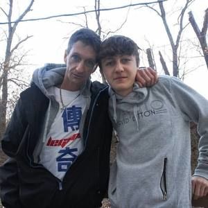 Meet your Posher, Charles